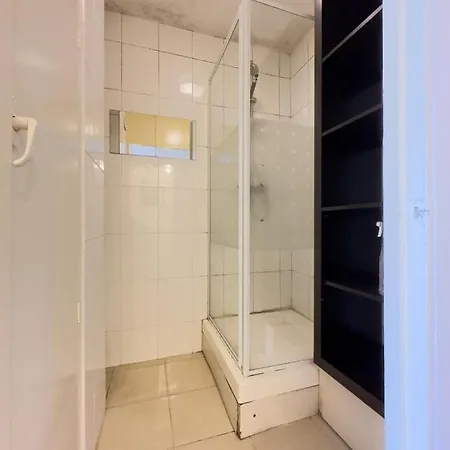 Deluxe Room With Lovely Lake View London Exterior photo
